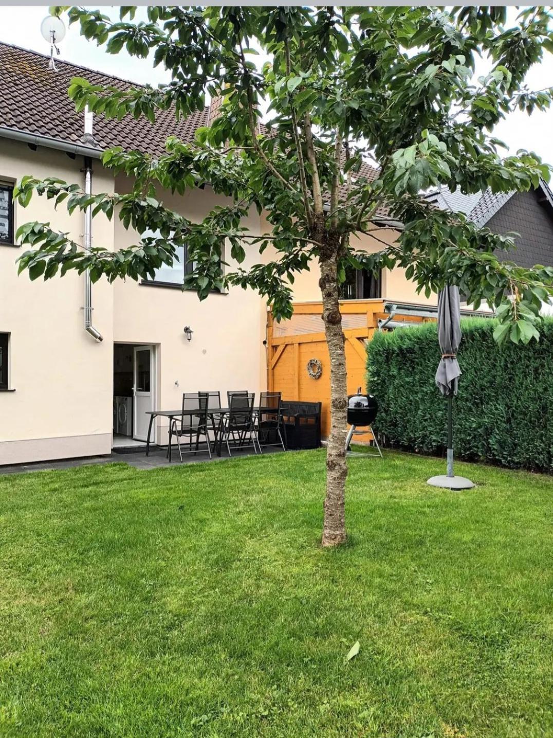 Villa Zum Rosenhuegel à Hellenthal Extérieur photo
